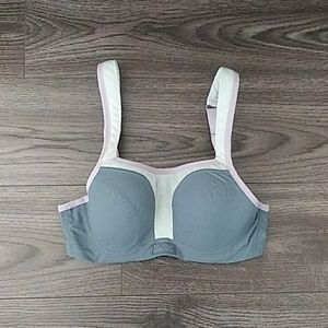 La Isla Sports Bra size 34B Gray Lilac Underwire